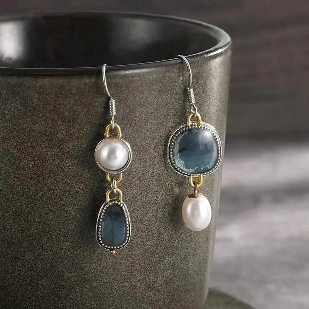 Pendientes vintage de perlas y piedra azul